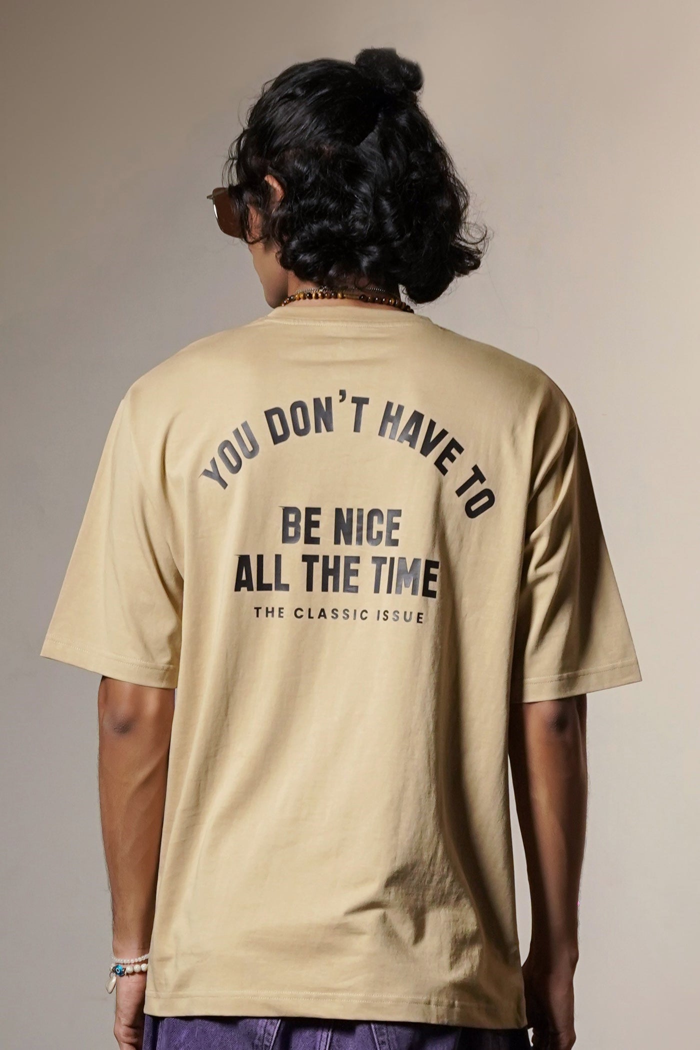 THE CLASSIC RULE OVERSIZED T-SHIRT