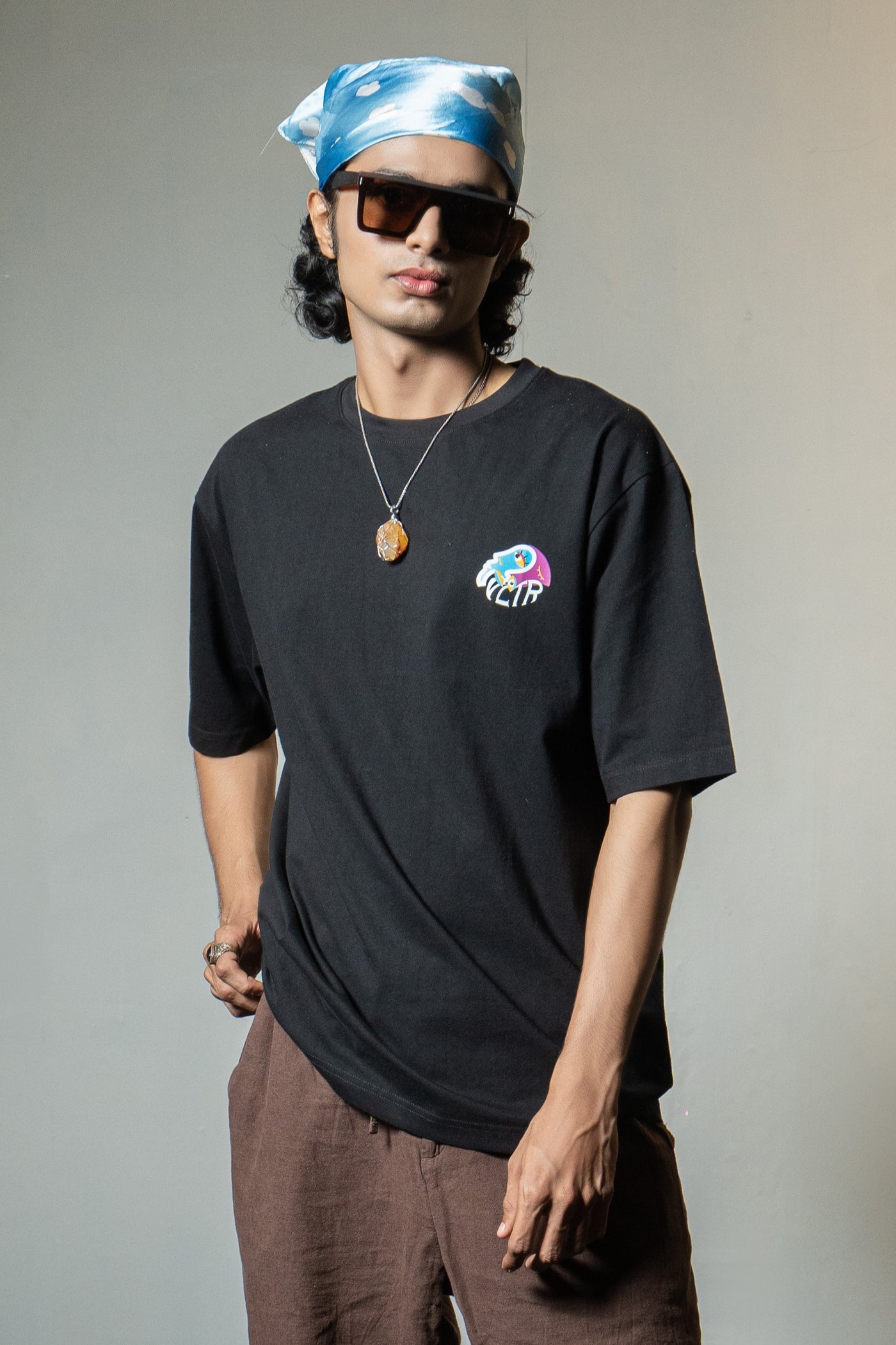 WEIRD MASKS OVERSIZED T-SHIRT